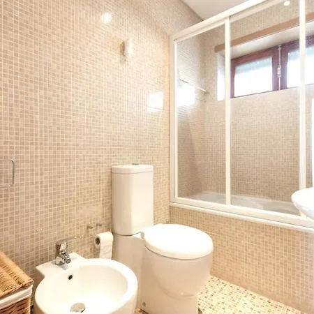 Holiday home Charming House With Balcony And Sea View In Moledo Moledo (Viana do Castelo)