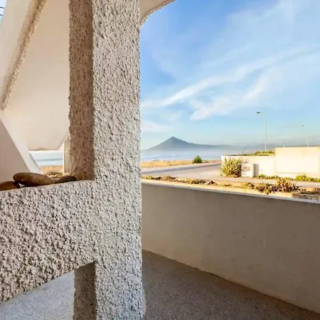 Charming House With Balcony And Sea View In * モレド