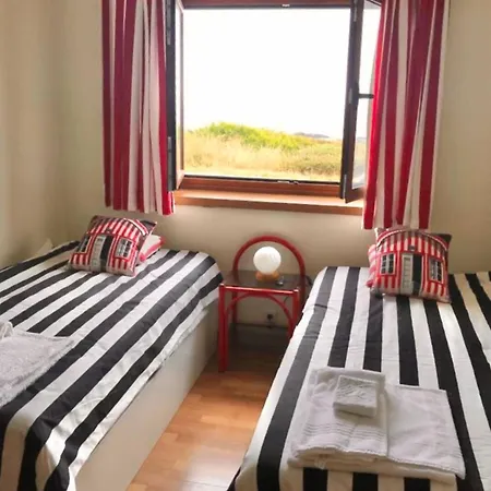 Charming House With Balcony And Sea View In Holiday home *