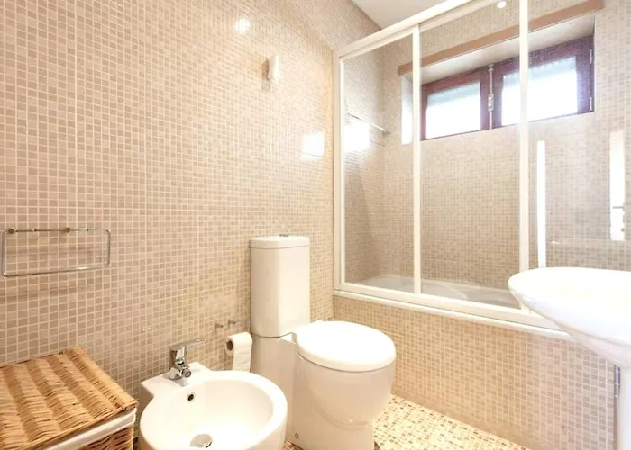 펜션 Charming House With Balcony And Sea View In 몰레도