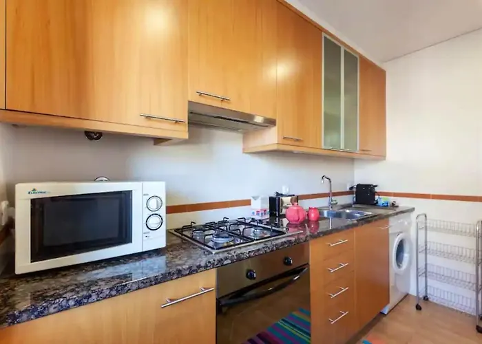 Charming House With Balcony And Sea View In 펜션 몰레도