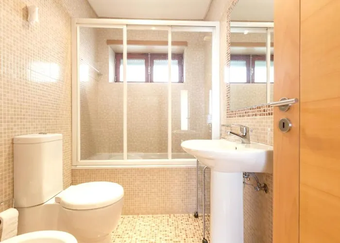 Charming House With Balcony And Sea View In 펜션 몰레도