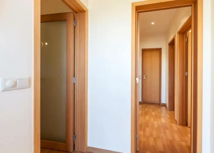 Charming House With Balcony And Sea View In 펜션 몰레도