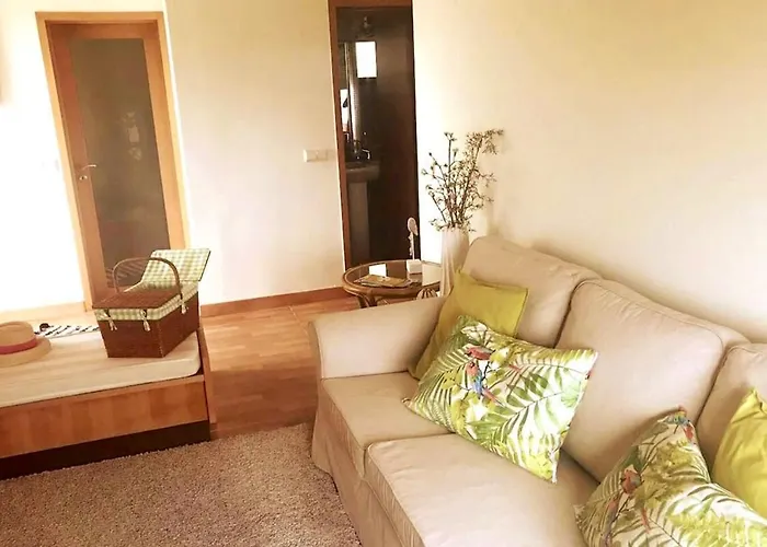 Charming House With Balcony And Sea View In 몰레도